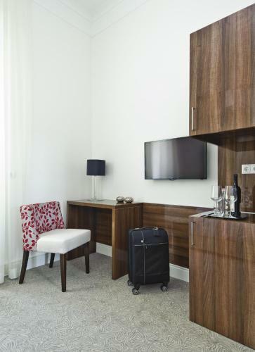 Adele Boutique Hotel