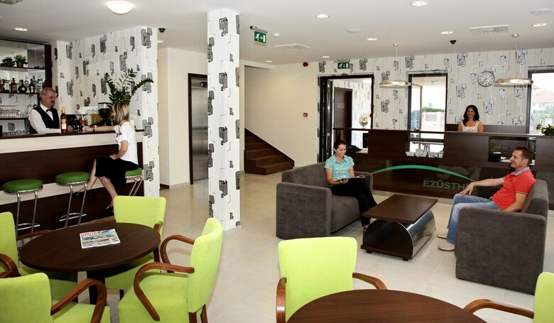 Ez�sthid Hotel