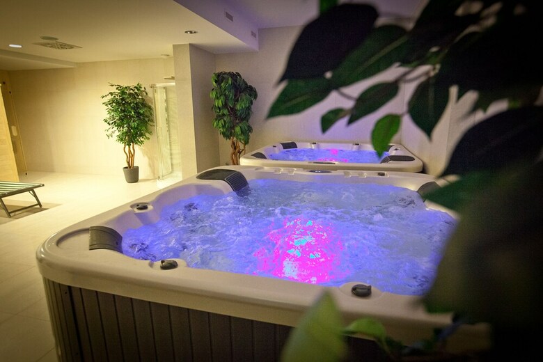 Ez�sthid Hotel