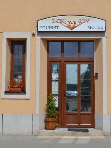 Lokomotiv Motel
