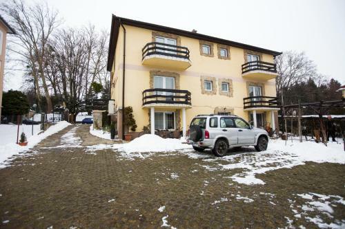 Hostal H�v�z Villa Familia