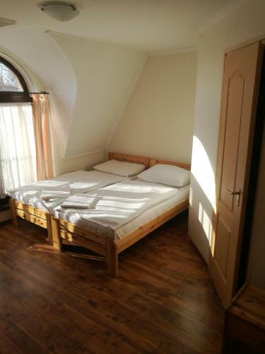 Hostal M�ty�s Sz�ll�s