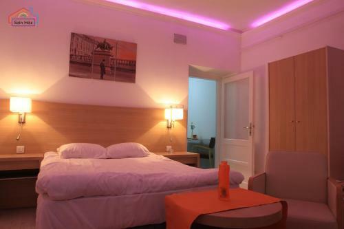 Sz�n-h�z Apartman
