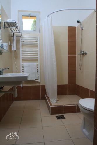 Sz�n-h�z Apartman