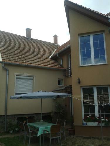 Hostal Marika Haus