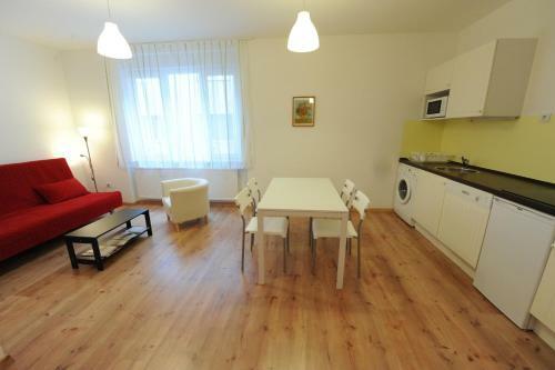 Toldi Apartments P�cs