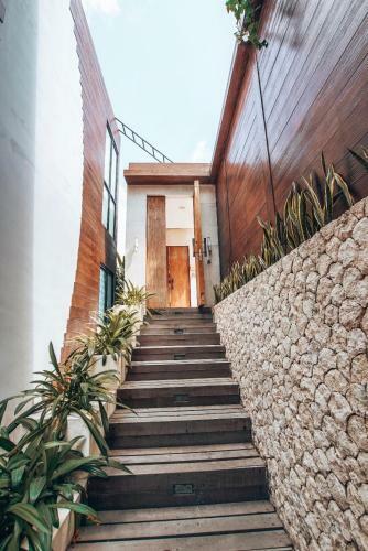 Nazeki Villa