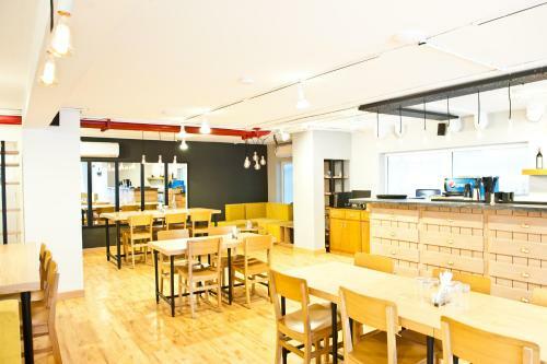 Hotel Bloomrooms @ Indiranagar