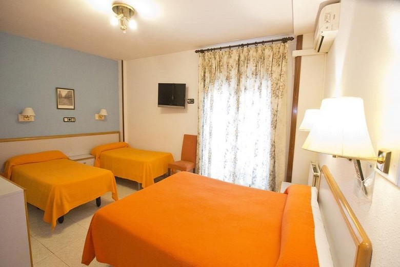 Hotel Lizana II