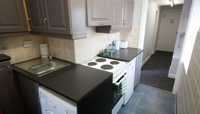 Hostal Clifden House