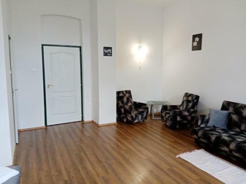 Hostal V�ndektanya Vend�gh�z