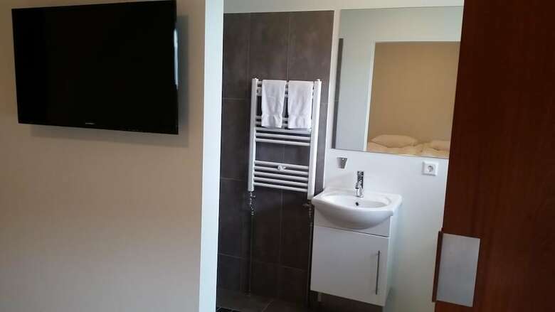 Hostal Apotek Guesthouse