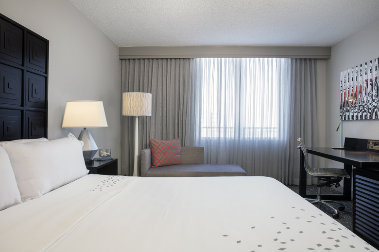 Renaissance Fort Lauderdale Cruise Port Hotel