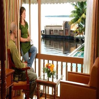 Hotel Lemon Tree Vembanad Lake Resort Alleppey Kerala