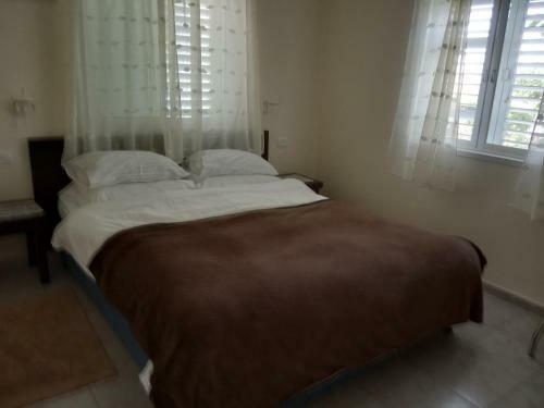 Bed & Breakfast Arbel Guest House Shavit Family