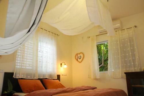 Bed & Breakfast Arbel Guest House Shavit Family