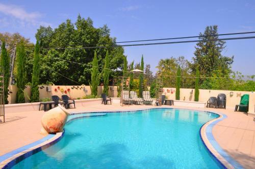 Bed & Breakfast Arbel Guest House Shavit Family