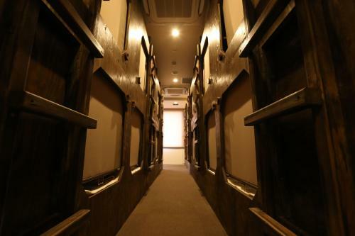 Fuku Hostel Nagomi Namba