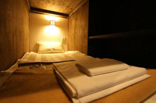 Fuku Hostel Nagomi Namba