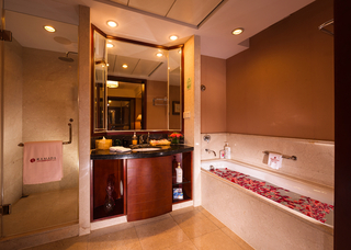 Ramada Plaza Zhijiang Hotel Yiwu