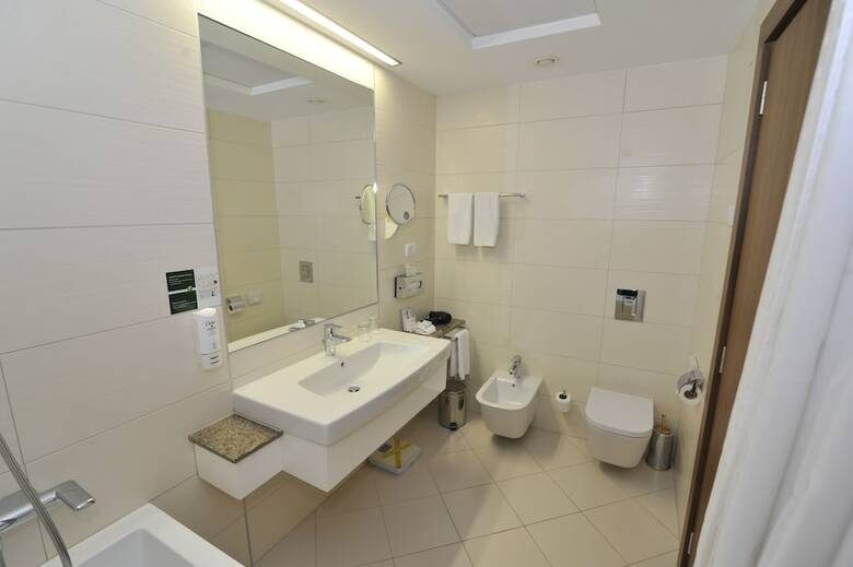 Hotel Holiday Inn Skopje