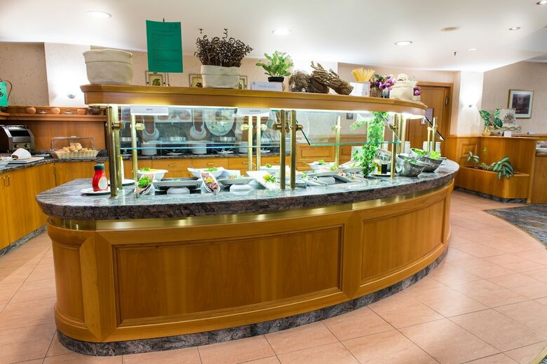 Hotel Holiday Inn Skopje