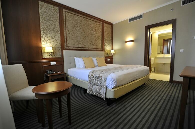 Hotel Holiday Inn Skopje