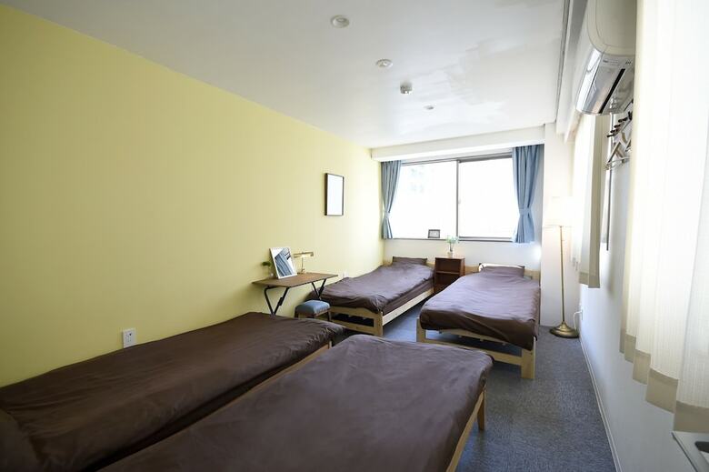 Beehive Hostel Osaka