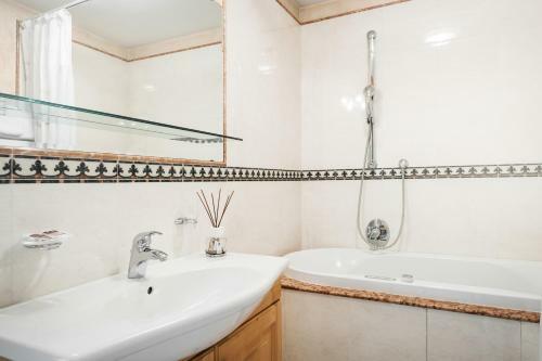 Aparthotel Residence Ciasa Planat