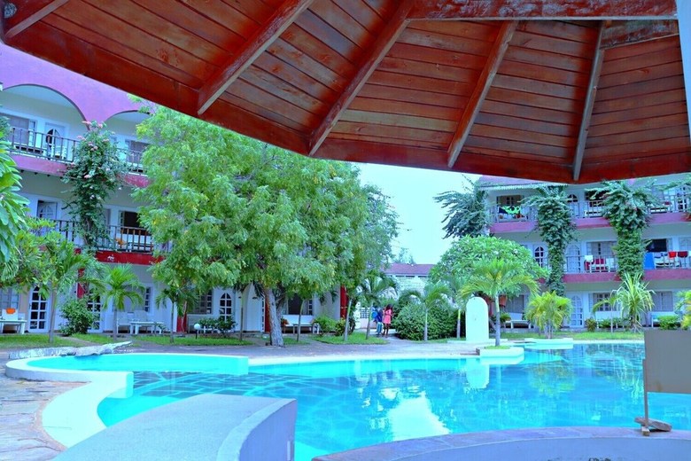 Hotel Lily Palm Resort