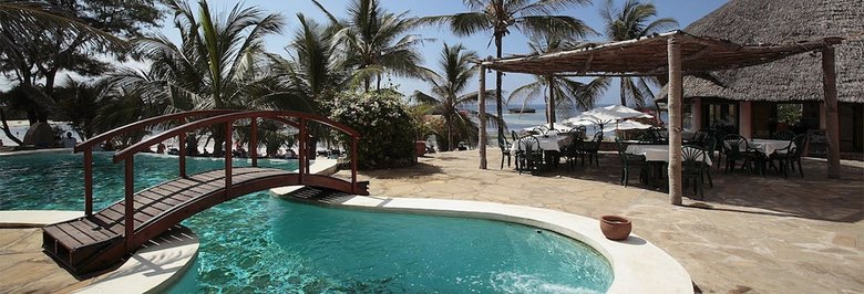Hotel Lily Palm Resort
