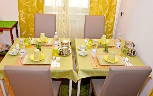 Bed & Breakfast A Castel Capuano