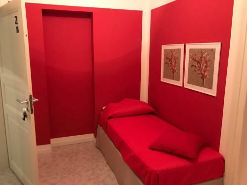 Hostal Alba Chiara Rooms