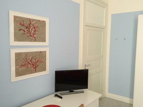 Hostal Alba Chiara Rooms