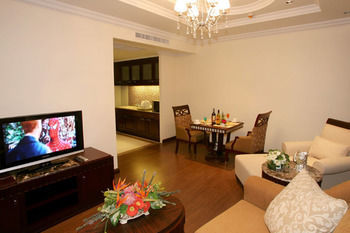 Hotel Lk Renaissance