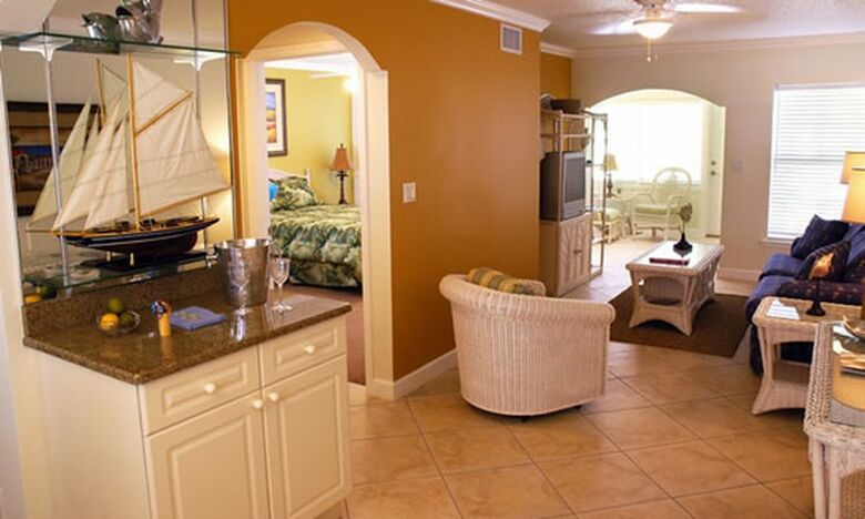 Hotel Barefoot Beach Condo Resort
