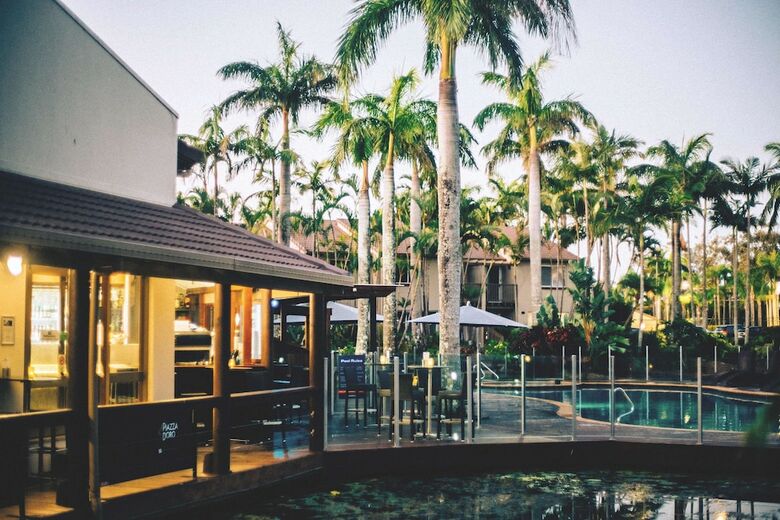 Hotel Oaks Sunshine Coast Oasis Resort