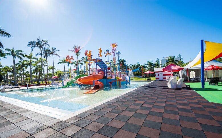 Hotel Oaks Sunshine Coast Oasis Resort