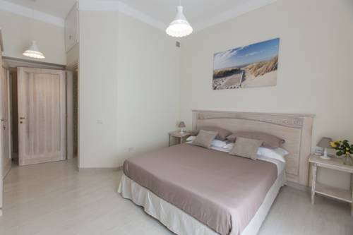 Hostal Brezza Marina Luxury Rooms