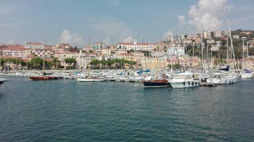 Apartamento Case Vacanze Borgo Marina