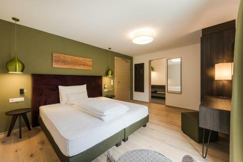Oliven- & Genusshotel Hirzer