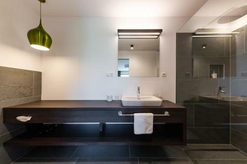 Oliven- & Genusshotel Hirzer