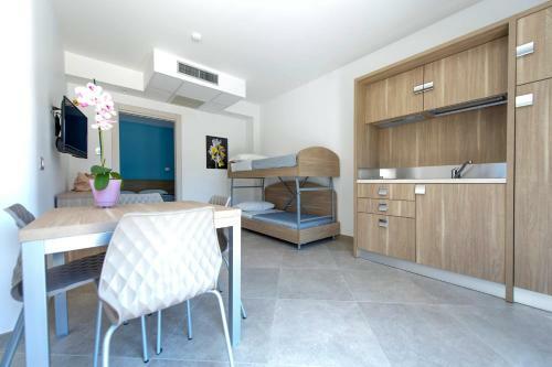 Aparthotel Residence Torre Del Porto