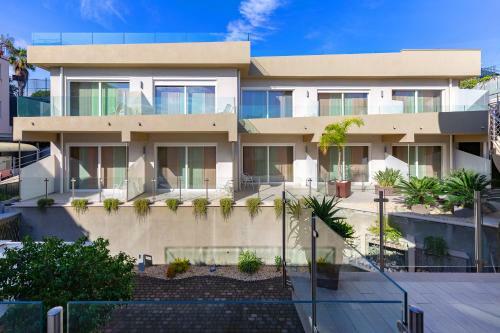 Zeus Residence Hotel