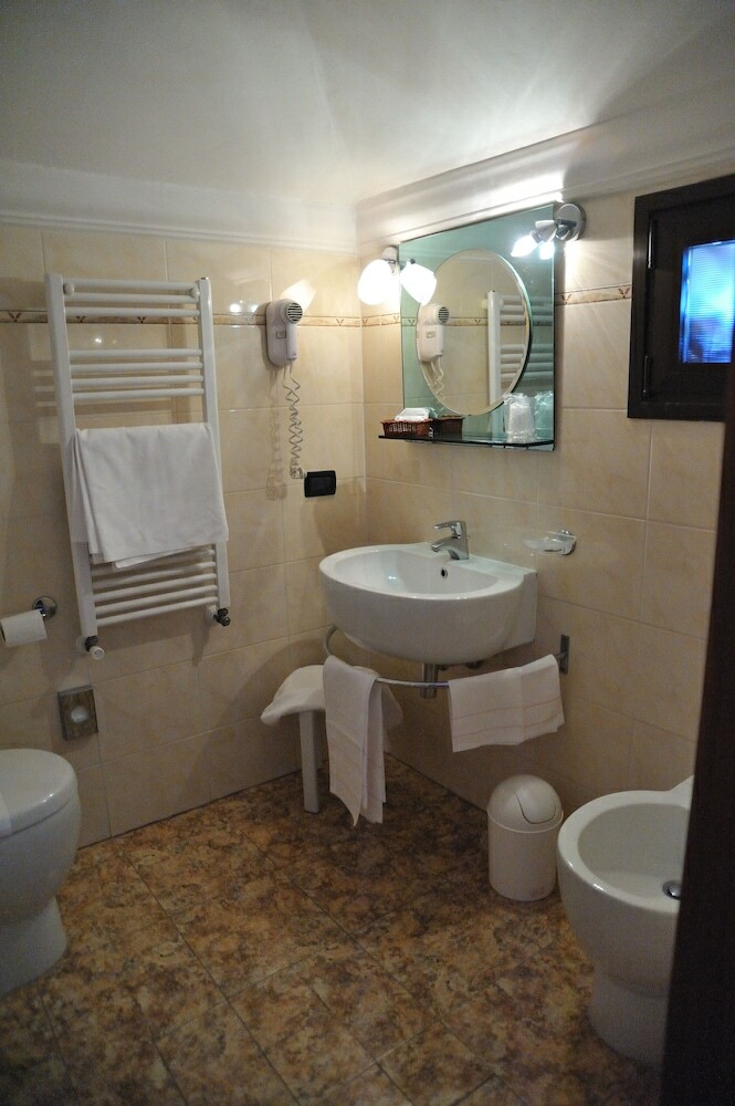 Hotel Salus