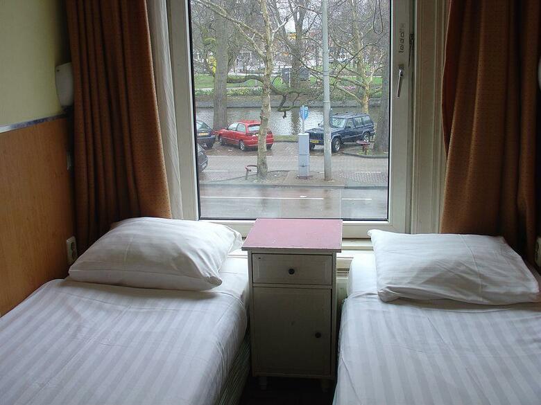 Hotel Blossoms City