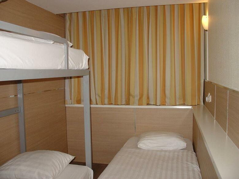Hotel Blossoms City