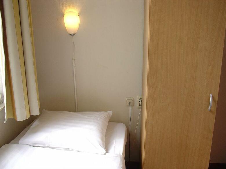 Hotel Blossoms City