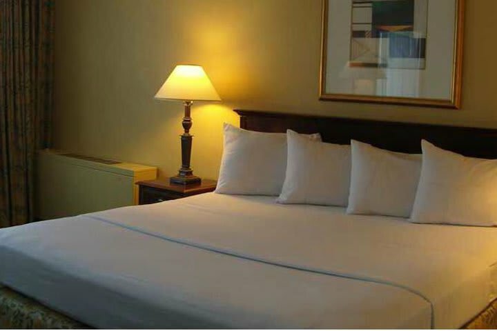 Laguardia Airport Hotel