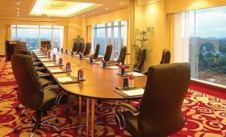 Riverside Majestic Hotel